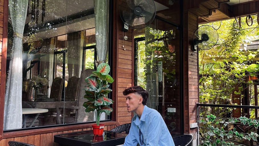 Kal’s barber image 1