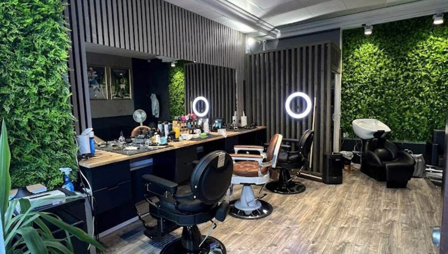 The Salon - Barbershop imaginea 1