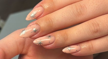 Beautiful star-themed nail art from House of Glam, Newcastle upon Tyne, England, GB.