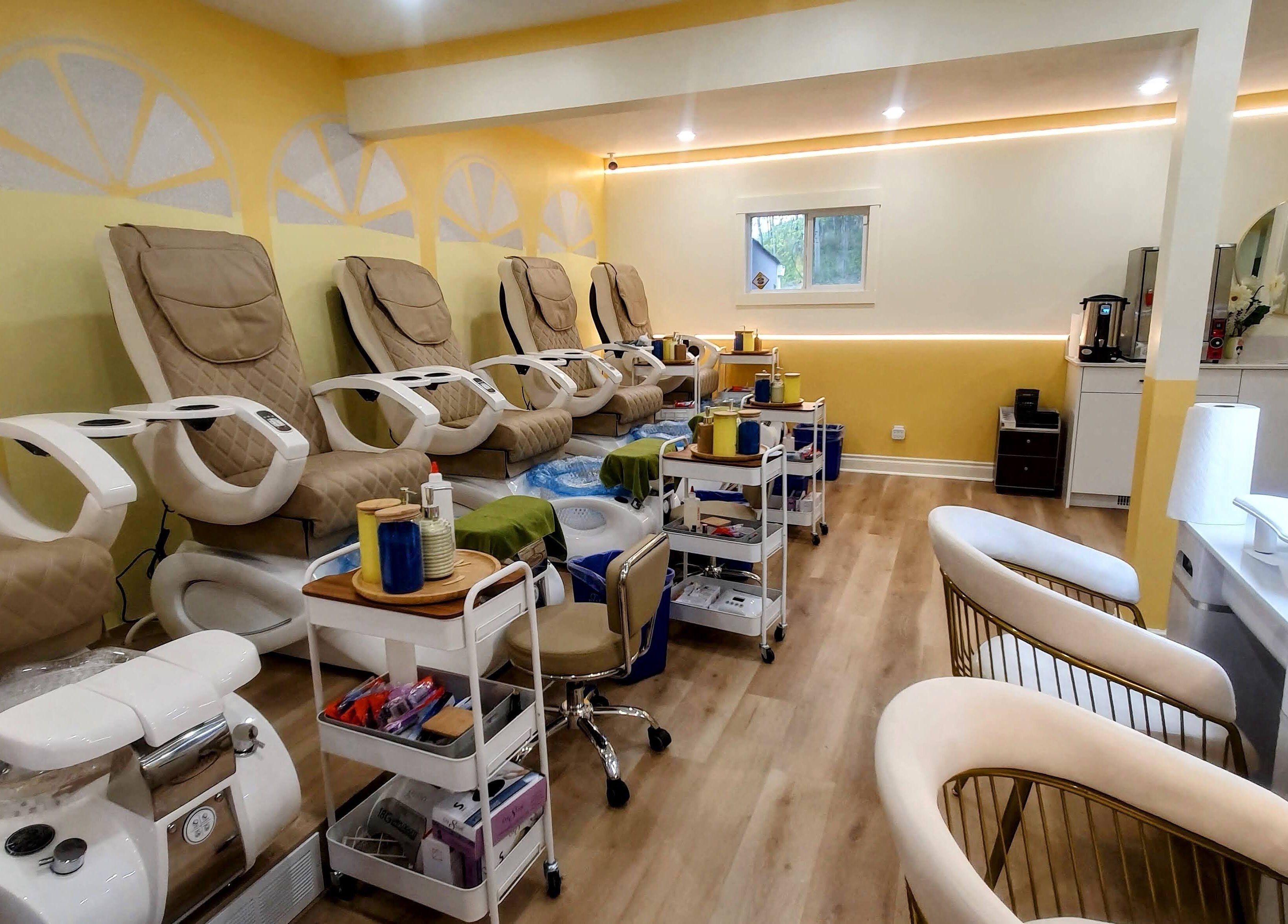 Relaxing pedicure chairs at Lemon Nails and Beauty, Prince George, British Columbia, CA.