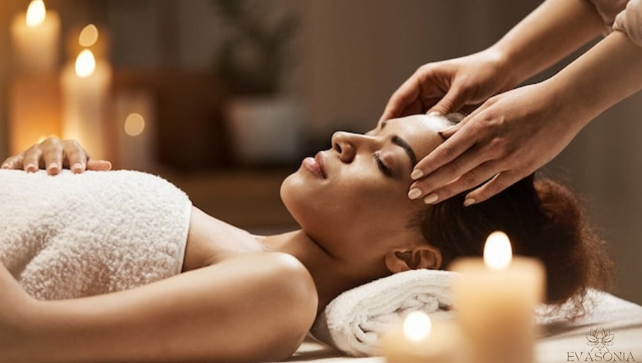 Massage relaxant chez Evasonia - Massage Bien Etre, Minceur et Anti Age à domicile, Saint Quentin les Yvelines.