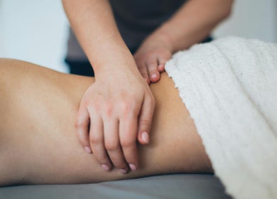 Massage relaxant à Evasonia - Séance Cocooning - Bien Etre, Minceur, Anti Age, VERSAILLES, Île-de-France, FR.