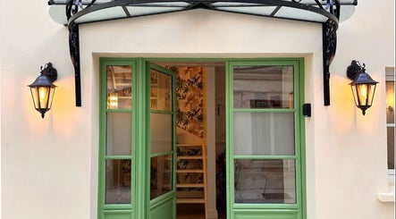 Entrée principale d'Evasonia - Séance Cocooning - Bien Etre, Minceur, Anti Age à VERSAILLES, Île-de-france, FR