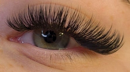 Angel of Beauty Lounge image 2