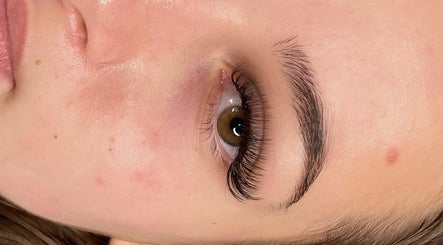 Jaelyn Lashes image 2