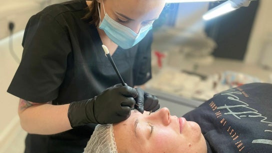 Baker Mae Brows