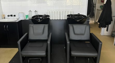 L’Auranda Hair Salon