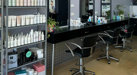 L’Auranda Hair Salon صورة 2