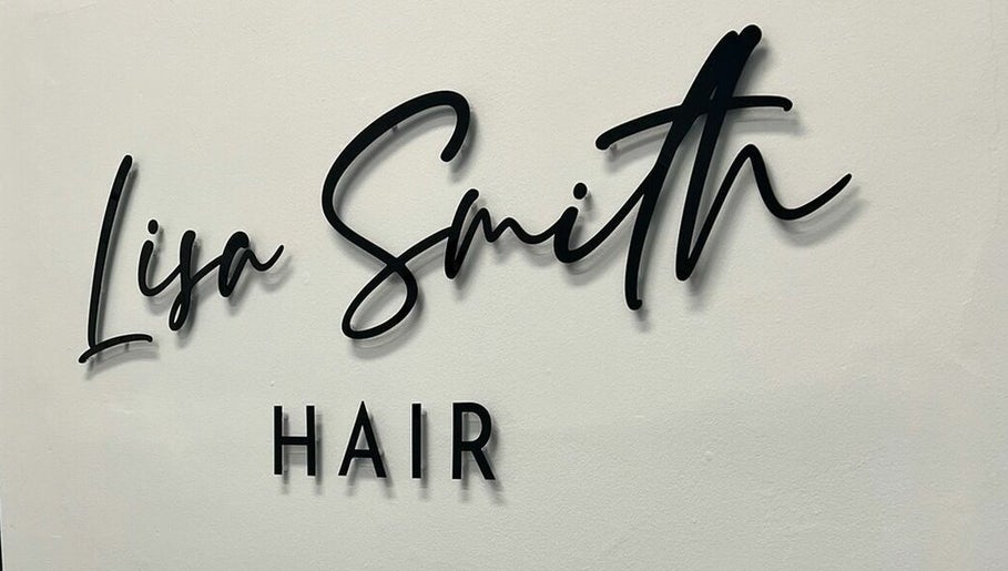 Lisa Smith Hair, bilde 1