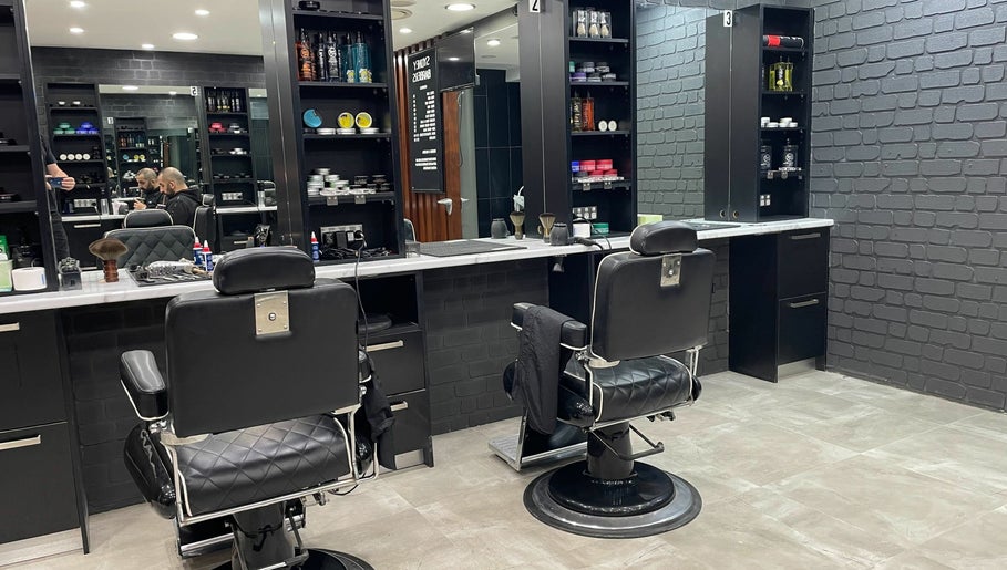 Sydney Barbers - MET Centre – kuva 1