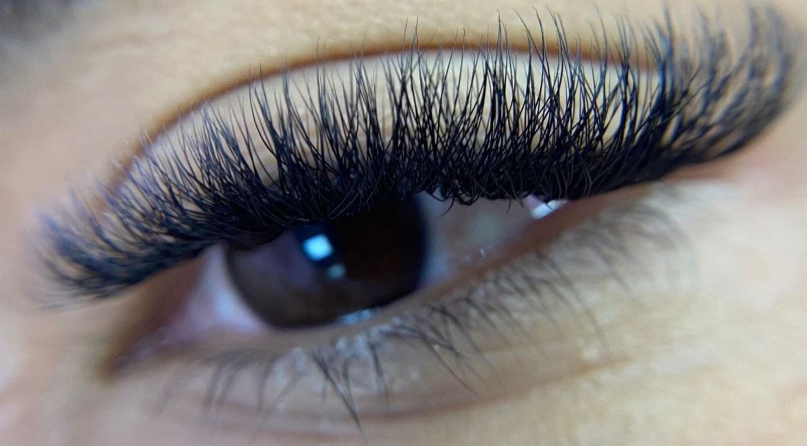 Extensiones de pestañas en Lash & Glow Nails, Panamá, Provincia De Panamá, PA.