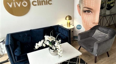 Vivo Clinic Manchester (based inside "Deluxe Beauty") image 2