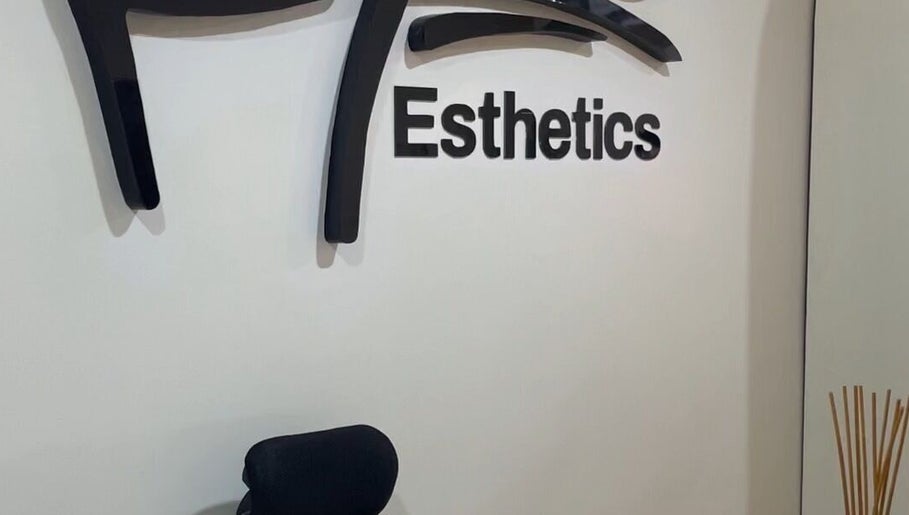 Kayge Esthetics, bilde 1