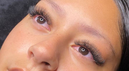 Mobile Eyelash Extensions, Tatiana Costa Beauty, bild 2