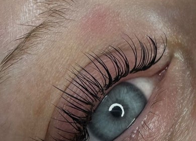 Close-up of expertly curled eyelashes at Ilo Nails.Tech, Worcester, England, GB.