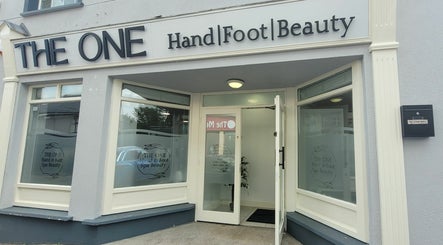 The One Hand and Foot Spa