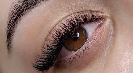 Image de Shelly Luxury Lash Artist 2