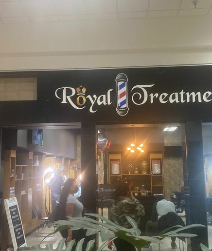 Royal Treatment Barber Lounge imaginea 2