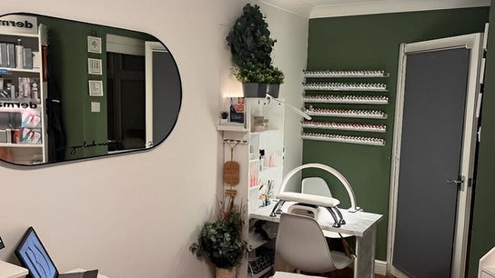 Beauty Suite by Annabel