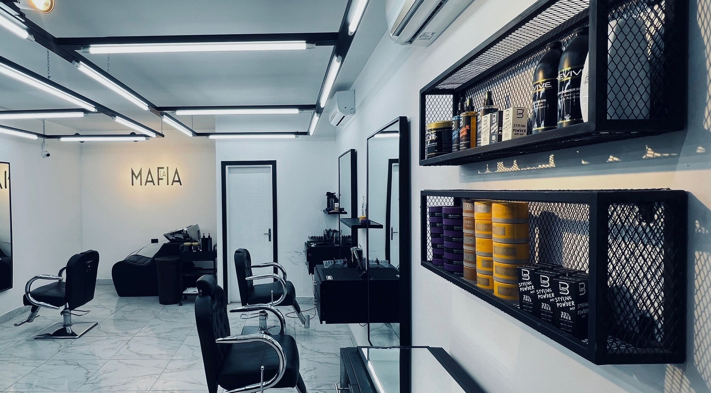 Interior elegante del salón LA MAFIA - SANTOS DUMONT en Santa Cruz De La Sierra, Departamento De Santa Cruz, BO.