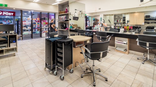 Booval - Gaye's Hair Fashions 5