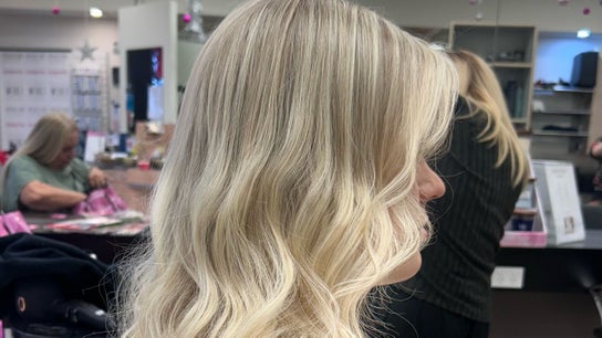 Booval - Gaye's Hair Fashions 7