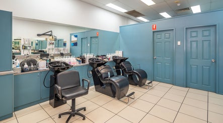 Modern salon chairs and mirrors at Plainland | Gaye's Hair Fashions, Plainland, Queensland, AU.