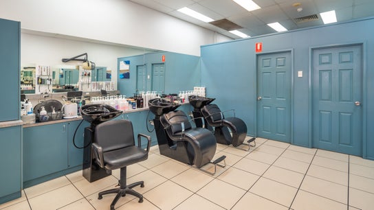 Plainland | Gaye's Hair Fashions 1