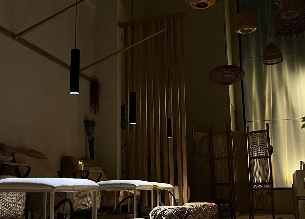 Tranquil seating area at Le Senes Spa, Riyadh, Riyadh Province, SA, with soft lighting and natural decor.