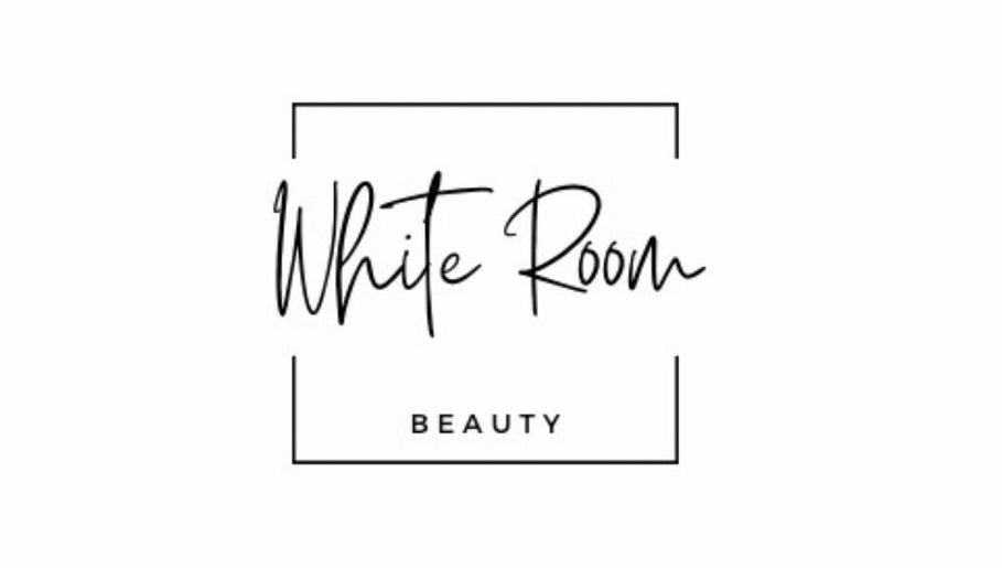 White Room Beauty  1paveikslėlis