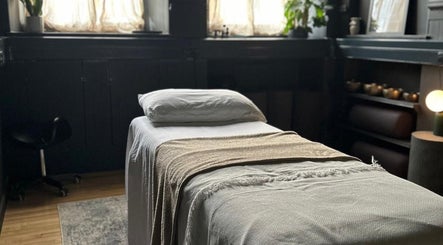 Purl Massage Therapy
