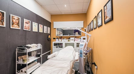 SLS Beauty Clinic and Tanning