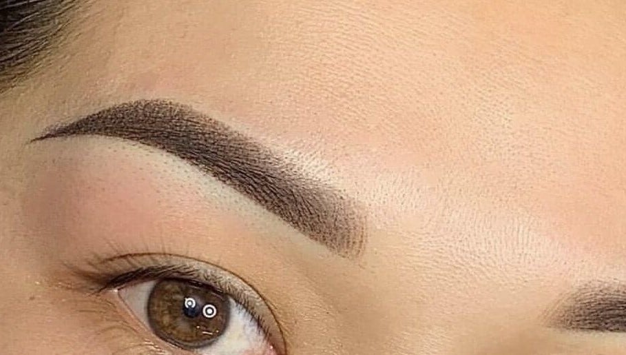 Perfectly sculpted eyebrow at Md.Beautylash, Jawa Barat, Jawa Barat, ID. Highlighting expert beauty services.