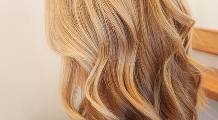 Blonde wavy hair styled at Serenity Hair Studio, Upper Hutt, Wellington, NZ.
