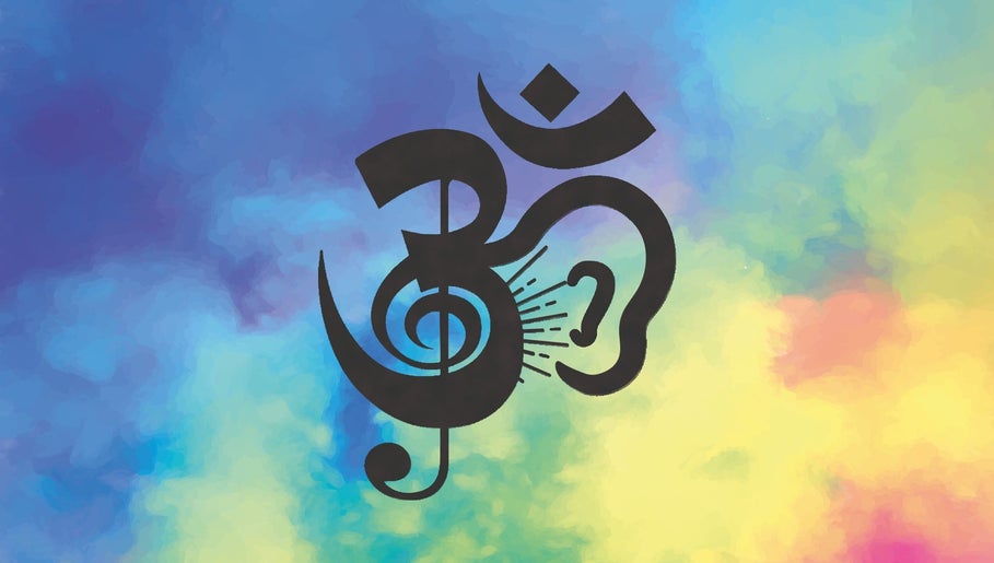 Símbolo de música y espiritualidad en Pranadis Studio, Valparaíso, Valparaíso, CL con fondo colorido.