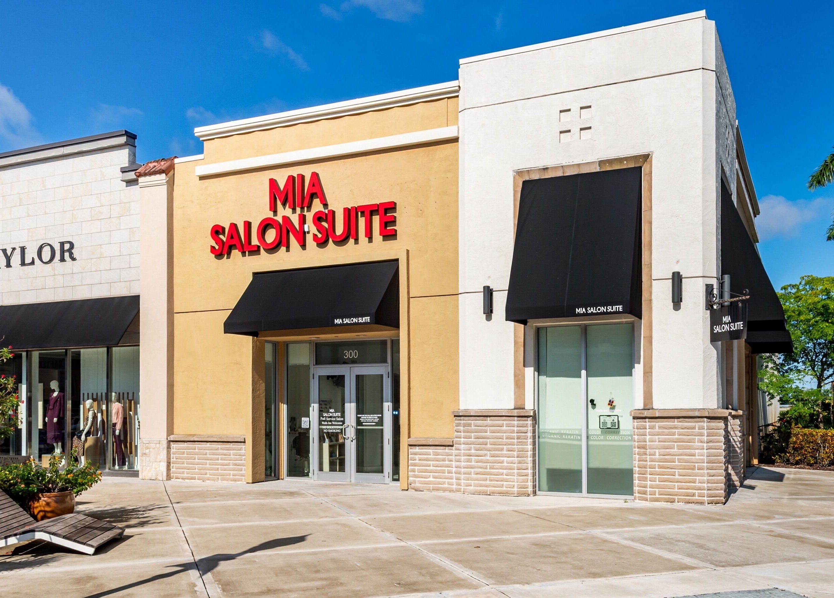 Front view of Marvella Bliss in Pembroke Pines, Florida, US showcasing stylish salon exterior.