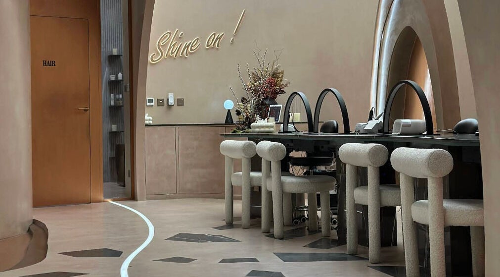 Chic interior of Stellar Salon in Riyadh, Riyadh Province, SA showcasing modern decor and elegant styling chairs.