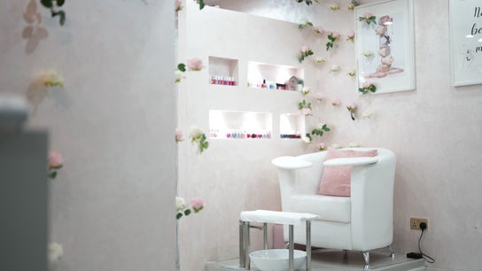 Love Your Lashes beauty salon