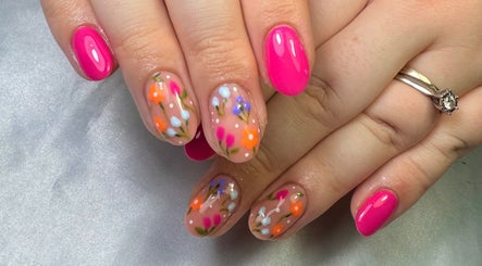 Glamorous Nails & Lashes obrázek 2