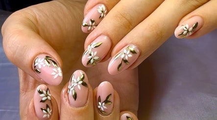 Glamorous Nails & Lashes imagem 3