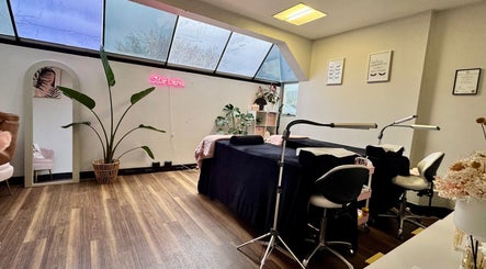 Tranquil lash room at Sistar Lashes Sandy Bay, featuring cozy chairs and decor in Sandy Bay, Tasmania, AU.