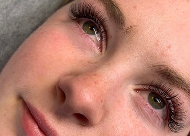 Close-up of a client with stunning eyelashes at Sistar Lashes Sandy Bay, Sandy Bay, Tasmania, AU.