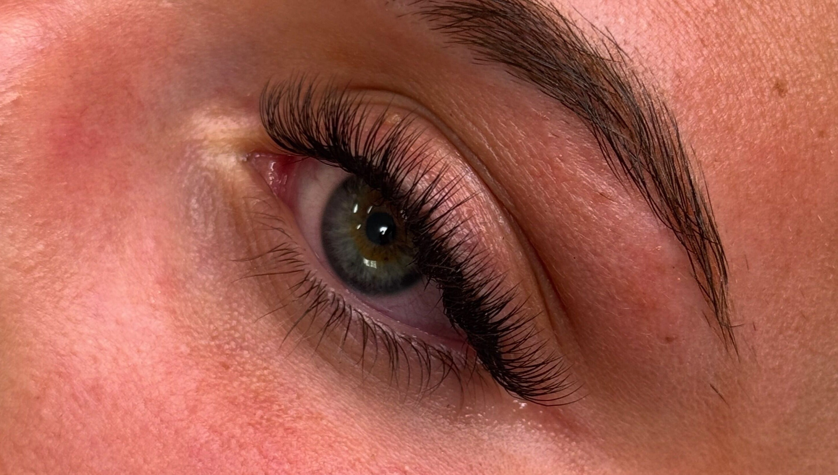 Detailed closeup of eyelash extensions at PS: You're Beautiful in Sittingbourne, England, GB.