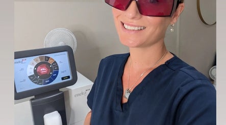 Expert using laser machine at Kerry Osborne Make Up & Beauty in Ellesmere Port, England, GB.