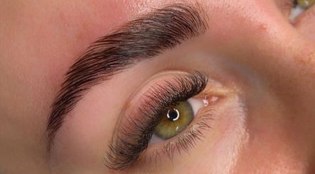 Jacqueline Cruz Brows and Lashes