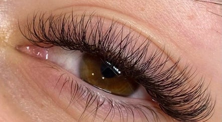 Luxe Lash and Brow Bar Bali