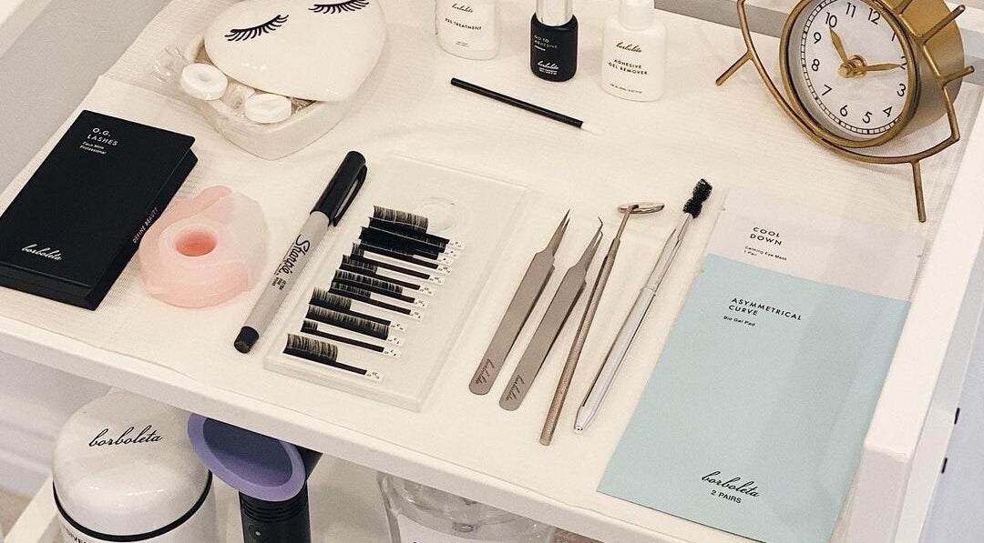 Eyelash extension tools and products at Curated Beauty & Aesthetics in Brooks, Alberta, CA.