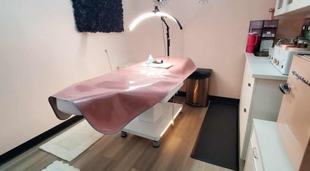 T2B Wax Room Sacramento CA showcases a serene treatment bed in Sacramento, California, US.
