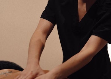 A therapist performs a relaxing massage at Vanity in Leicester, England, GB.