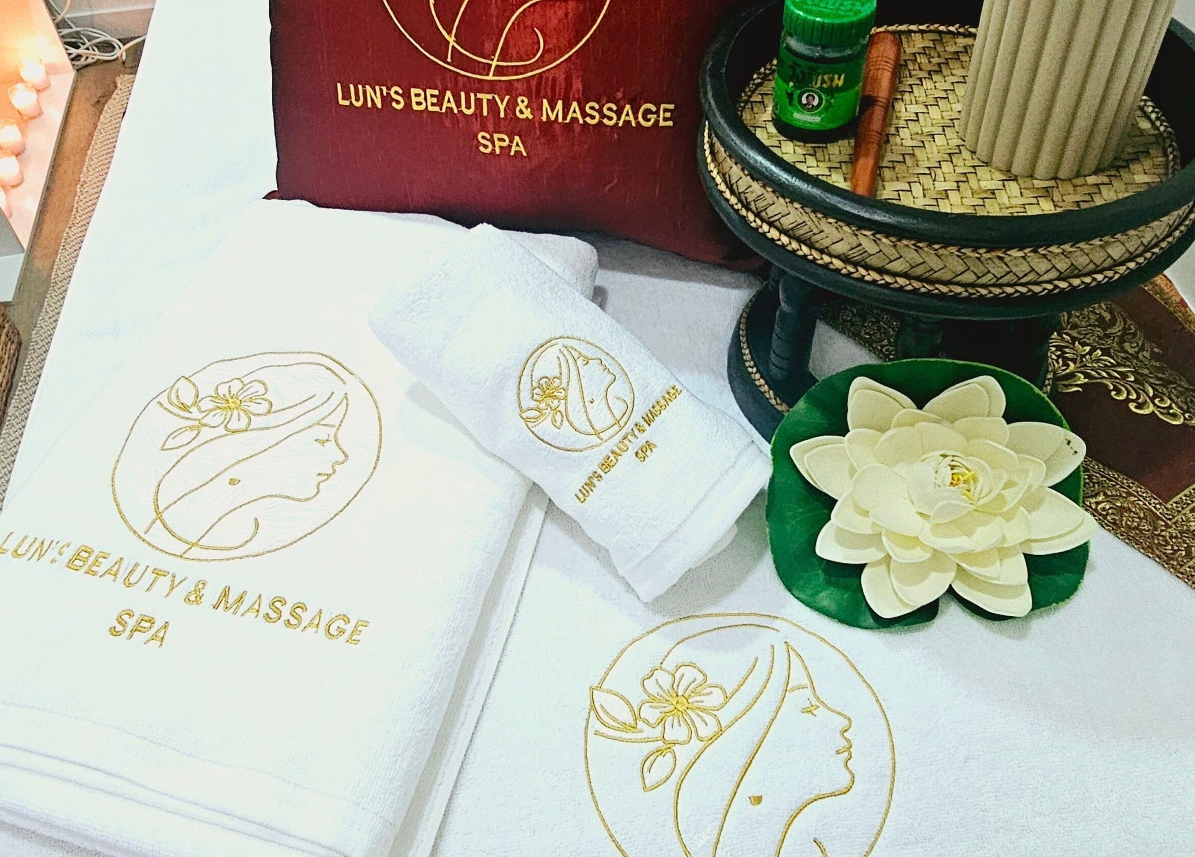Luxurious setup at Lun's Beauty and Massage Spa, Redcliffe, Queensland, AU featuring elegant towels.